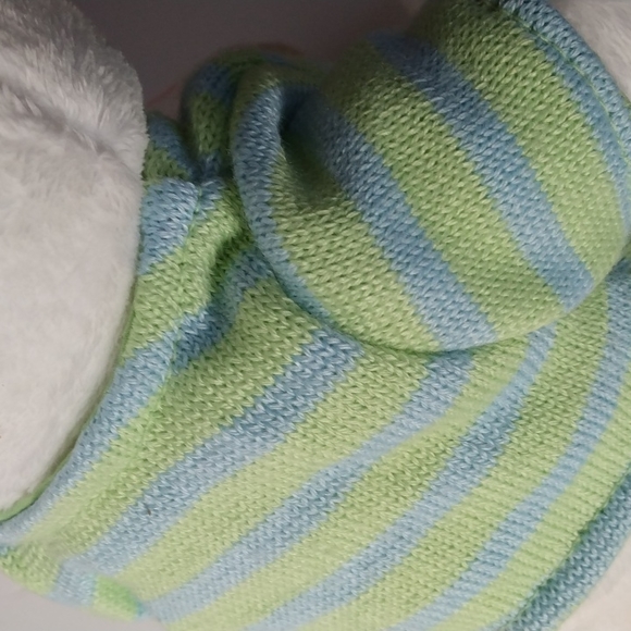 Bando toys USA, white bunny with basket and knitted green sweater paw has Godiva - Picture 11 of 11